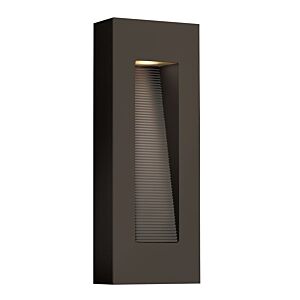 Hinkley Luna Outdoor Light In Bronze