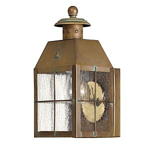 Hinkley Nantucket 1-Light Outdoor Light In Aged Brass