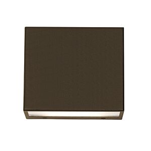 Dakota LED Outdoor Wall Sconce in Bronze