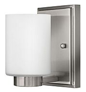 Hinkley Miley 1-Light Bathroom Vanity Light In Brushed Nickel